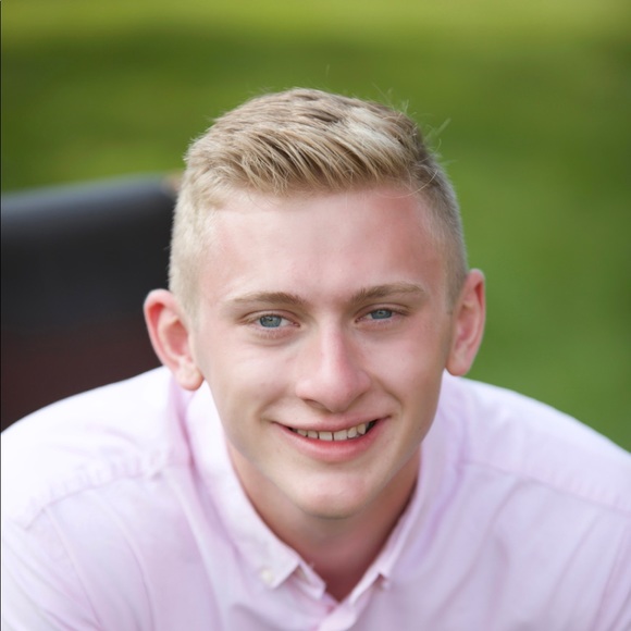 Meet your Posher, Jonathan - Picture 1 of 1